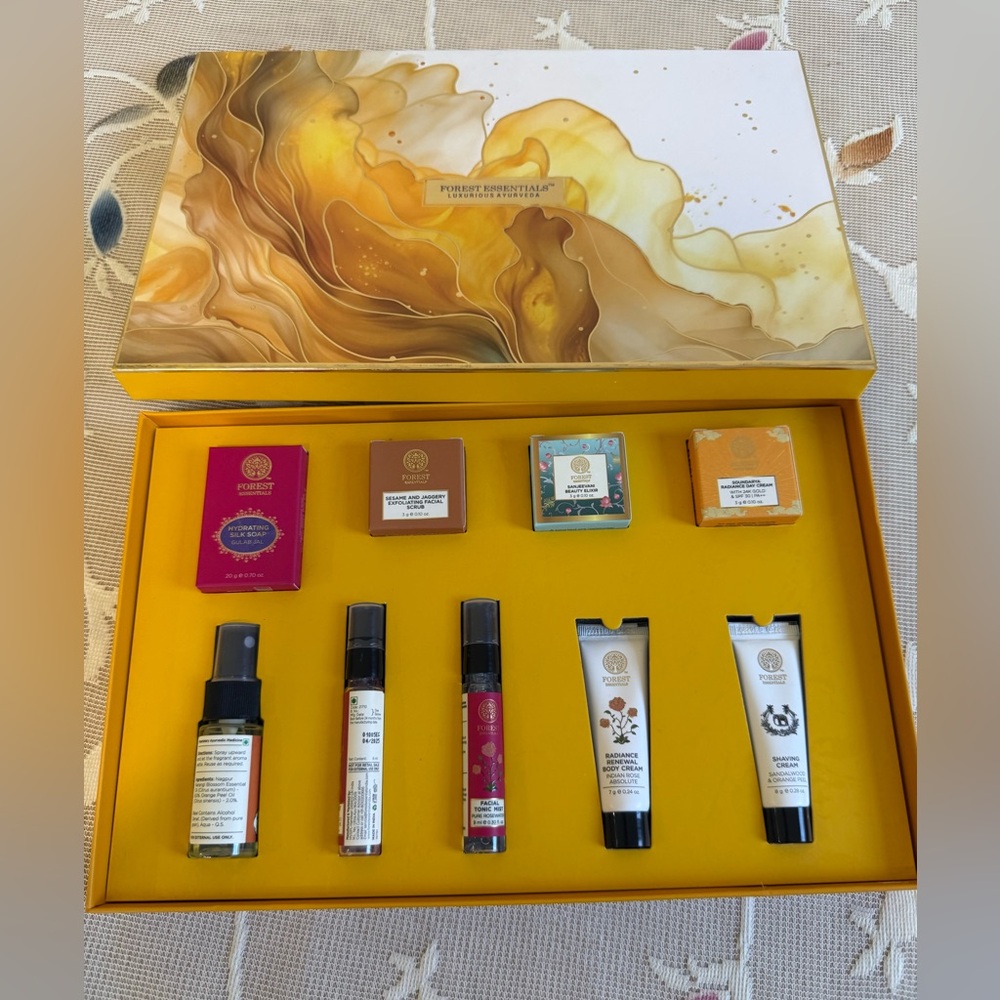 Luxurious Ayurveda Body Care Set - Gold and White. New